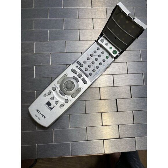 Genuine Sony RM-Y822 DirecTV TV Home Theater Remote Control - Picture 10 of 11